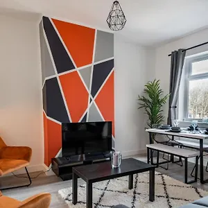 Hopetown Apartment-modern 2 Bed With Free Parking Normanton (West Yorkshire)