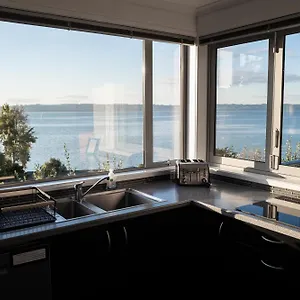 Serenity Lakeview Retreat Rotorua
